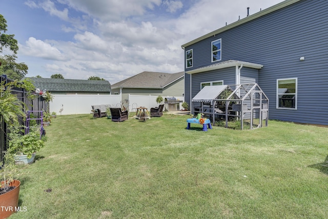 5402 Wildlife Cir, Piney Flats, TN 37686 - view of fenced backyard