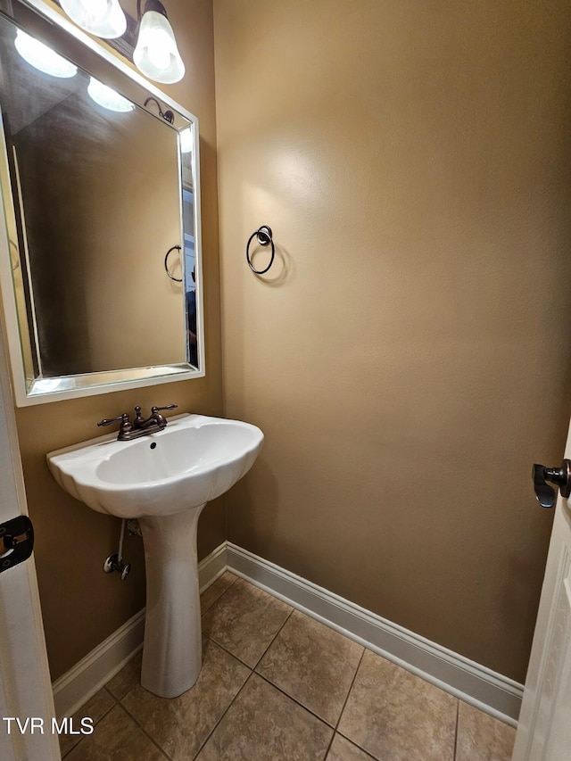 536 Grays Pointe Ct, Johnson City, TN 37615 - photo 8
