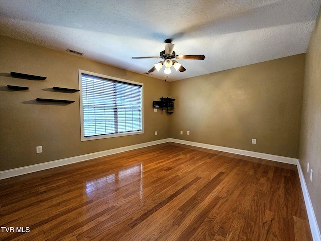 536 Grays Pointe Ct, Johnson City, TN 37615 - photo 2