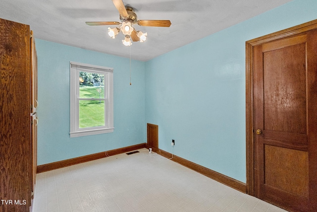 1260 Robinhood Rd, Greeneville, TN 37743 - photo 11