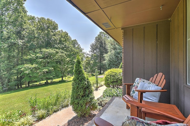 4700 Weaver Pike, Bluff City, TN 37618 - view of patio