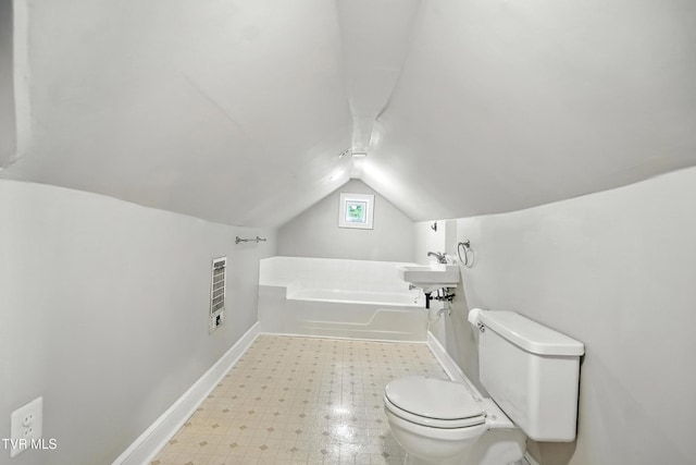 1340 Wateree St, Kingsport, TN 37660 - full bath featuring vaulted ceiling, a bath, and tile patterned floors