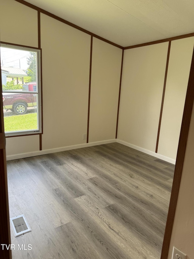 118 Clover, Jonesborough, TN 37659 - spare room featuring wood finished floors