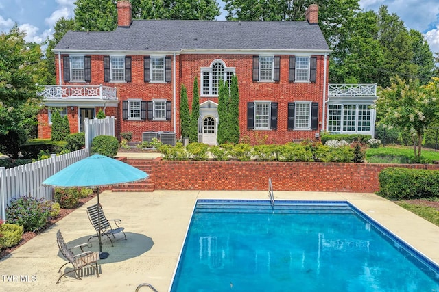 1261 Watauga St, Kingsport, TN 37660 - view of swimming pool featuring a patio
