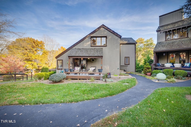 13 Crown Cir, Kingsport, TN 37660 - back of house with a deck