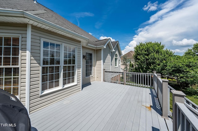 2003 Hackberry Dr, Jonesborough, TN 37659 - view of wooden deck