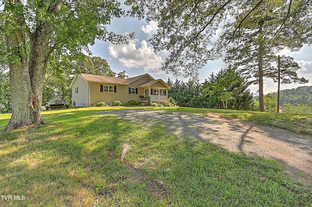 124 Zeb Grindstaff Rd Rd, Elizabethton, TN 37643 - photo 4