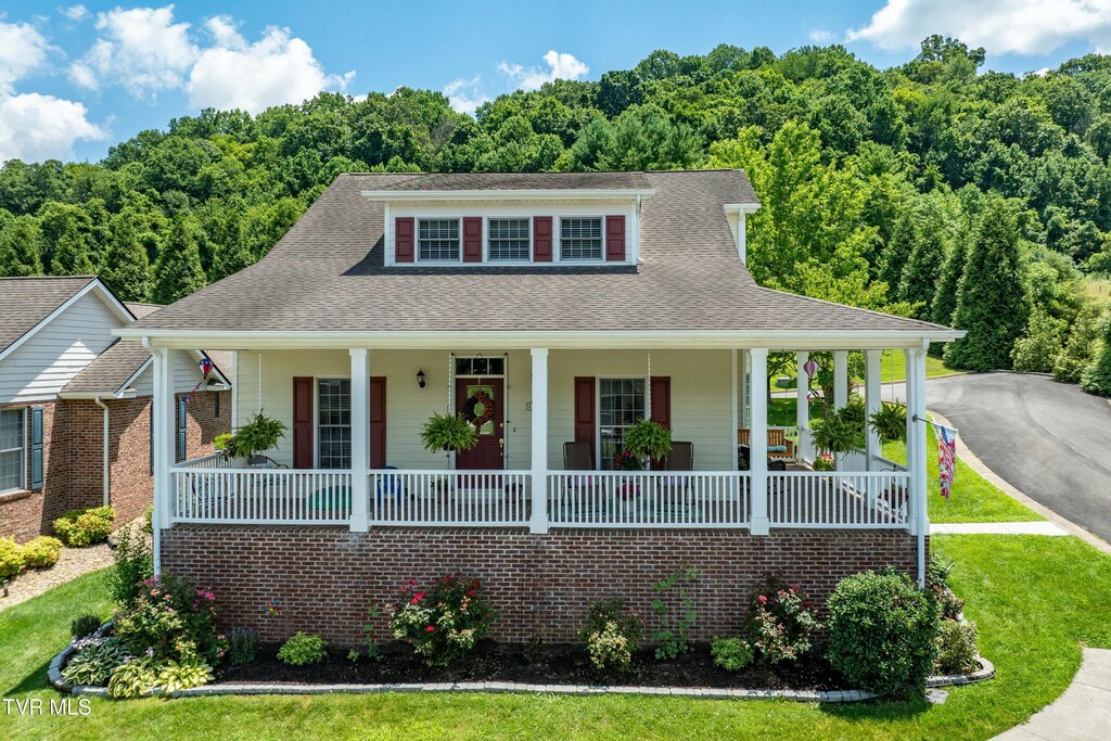 12616 Chesterfield Ln, Bristol, VA 24202 - photo 1