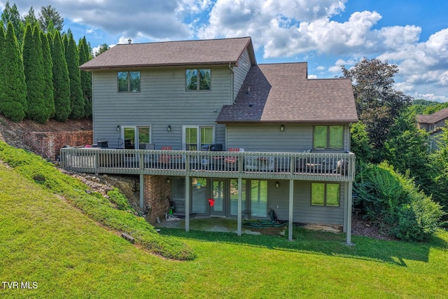 223 Willowbend Ct, Kingsport, TN 37660 - rear view of property with a yard, a deck, and a shingled roof