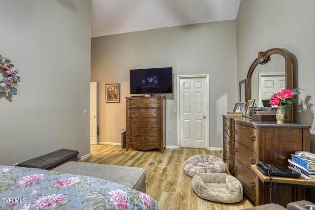 223 Willowbend Ct, Kingsport, TN 37660 - bedroom featuring high vaulted ceiling and light wood-type flooring