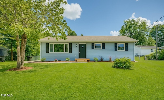 203 Hickory Rd, Bristol, TN 37620 - ranch-style home with a front lawn
