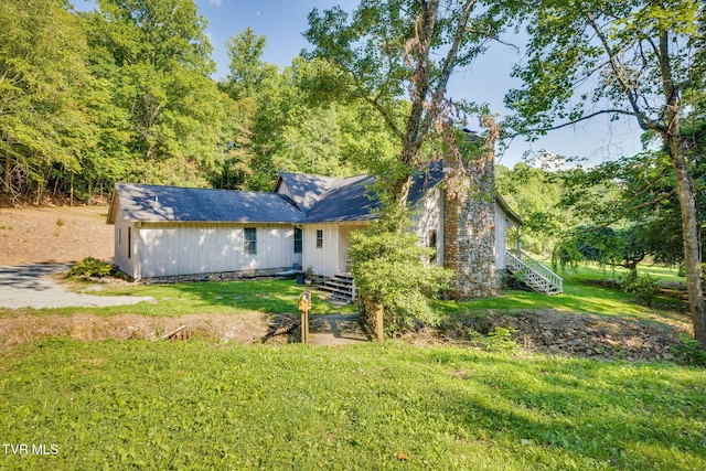 284 Bulldog Holw, Elizabethton, TN 37643 - ranch-style home with a front lawn