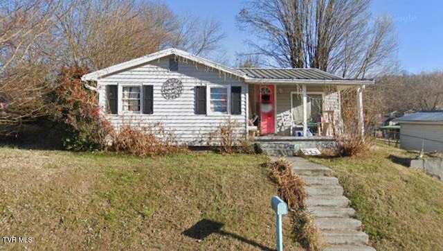 918 Cedar Ave, Elizabethton, TN 37643 - photo 1