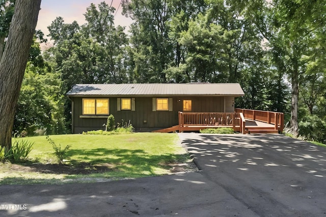 170 Diana Ave, Erwin, TN 37650 - photo 1