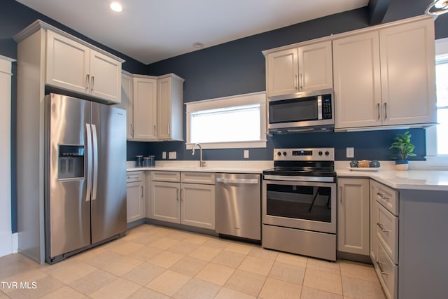 917 Pennsylvania Ave, Bristol, TN 37620 - kitchen with appliances with stainless steel finishes, light countertops, and recessed lighting