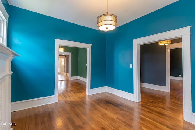 917 Pennsylvania Ave, Bristol, TN 37620 - unfurnished room with wood finished floors and baseboards