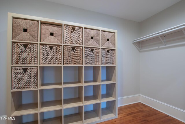 917 Pennsylvania Ave, Bristol, TN 37620 - spacious closet with wood finished floors