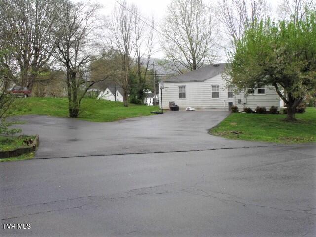 102 Woodland Dr, Johnson City, TN 37601 - photo 5
