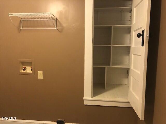 102 Woodland Dr, Johnson City, TN 37601 - photo 8
