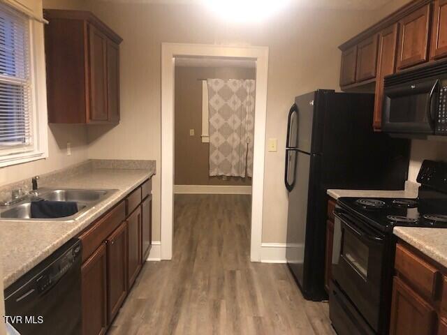 102 Woodland Dr, Johnson City, TN 37601 - photo 11