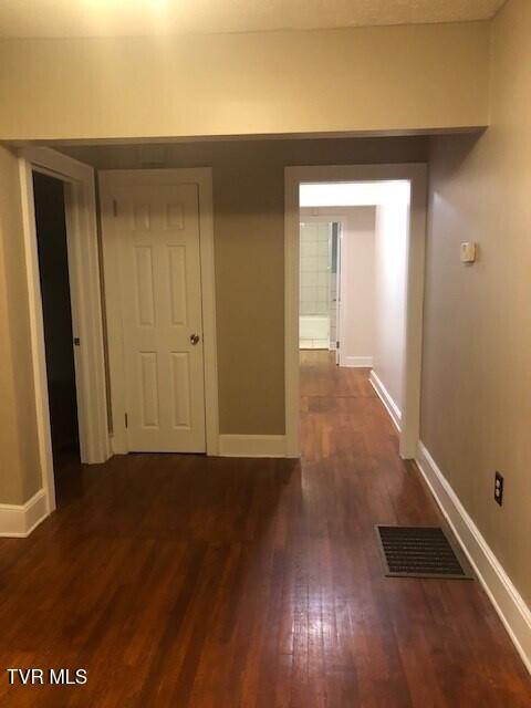 102 Woodland Dr, Johnson City, TN 37601 - photo 13