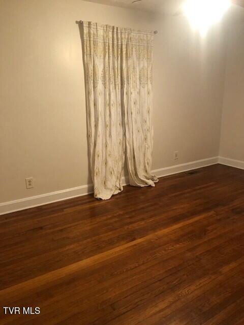 102 Woodland Dr, Johnson City, TN 37601 - photo 21