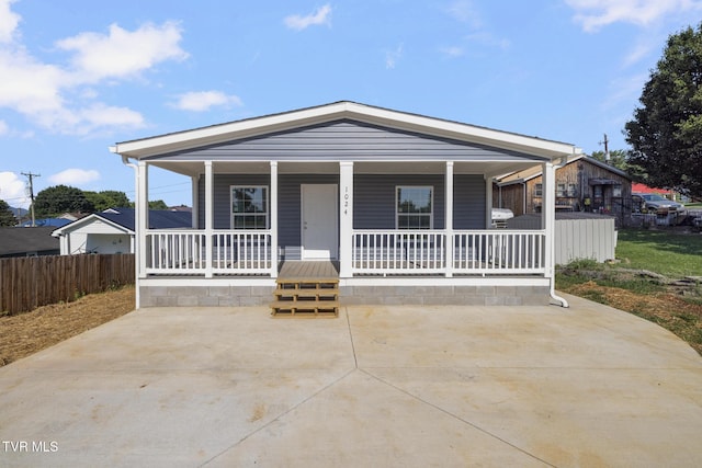 1024 Walnut Ave, Kingsport, TN 37660 - view of front of home featuring covered porch