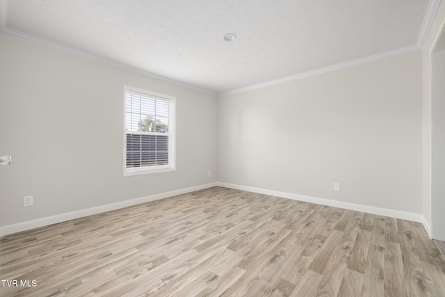 1024 Walnut Ave, Kingsport, TN 37660 - empty room with crown molding and light wood-style flooring