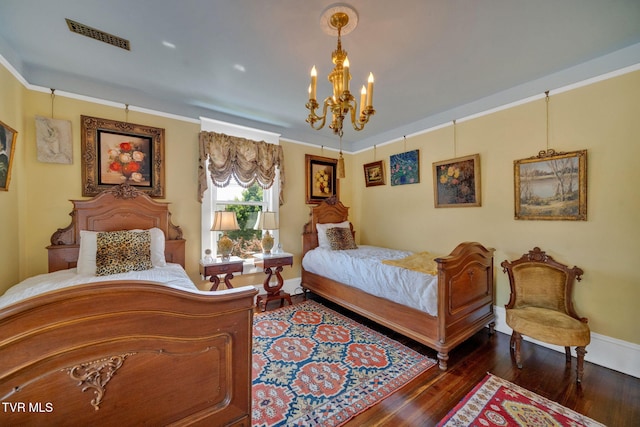 201 W Wanola Ave, Kingsport, TN 37660 - bedroom featuring a chandelier and wood finished floors