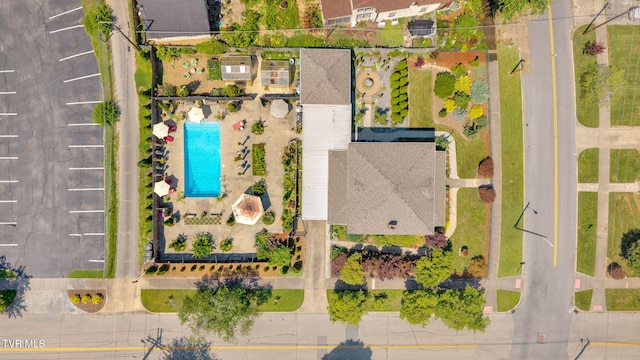 201 W Wanola Ave, Kingsport, TN 37660 - bird's eye view of a pool area
