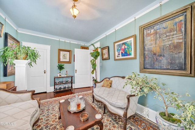 201 W Wanola Ave, Kingsport, TN 37660 - living area featuring wood finished floors and crown molding