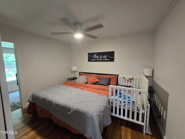 1358 Bristol Hwy, Elizabethton, TN 37643 - bedroom with crown molding, wood finished floors, and a ceiling fan