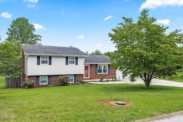 1540 Maple Hill Dr, Mount Carmel, TN 37645 - photo 1