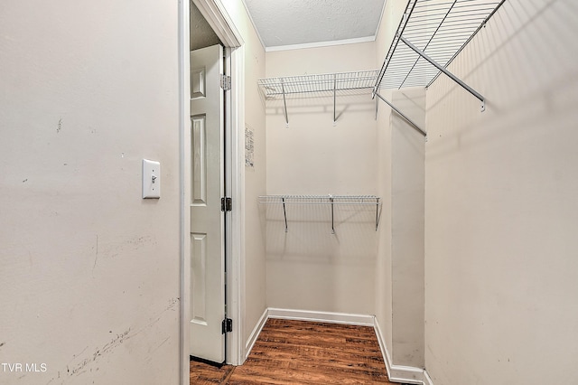13275 Chip Ridge Rd, Abingdon, VA 24210 - spacious closet featuring wood finished floors