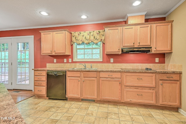 13275 Chip Ridge Rd, Abingdon, VA 24210 - kitchen featuring black appliances, light brown cabinets, light countertops, crown molding, and recessed lighting