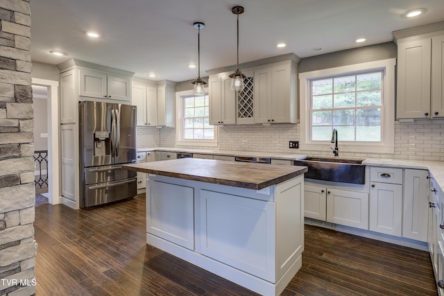2 Longview Ln, Kingsport, TN 37660 - kitchen featuring stainless steel appliances, butcher block countertops, a kitchen island, dark wood finished floors, and recessed lighting