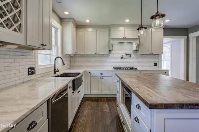 2 Longview Ln, Kingsport, TN 37660 - kitchen with stainless steel appliances, wooden counters, healthy amount of natural light, dark wood finished floors, and recessed lighting