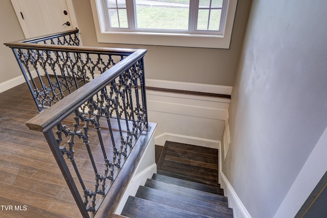 2 Longview Ln, Kingsport, TN 37660 - staircase with wood finished floors and baseboards