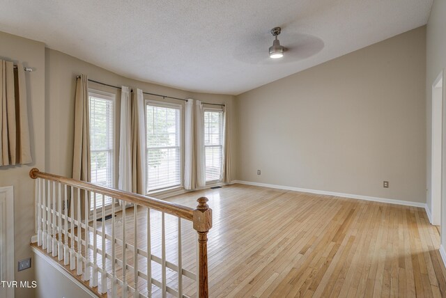 104 Mountain View Dr, Mount Carmel, TN 37645 - photo 5