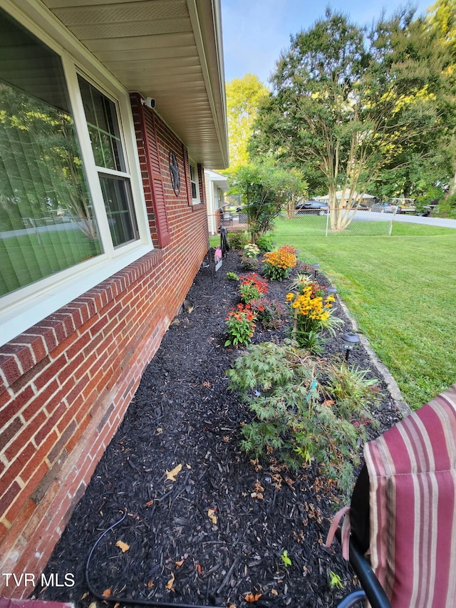 2020 Oakland St, Kingsport, TN 37660 - view of green lawn