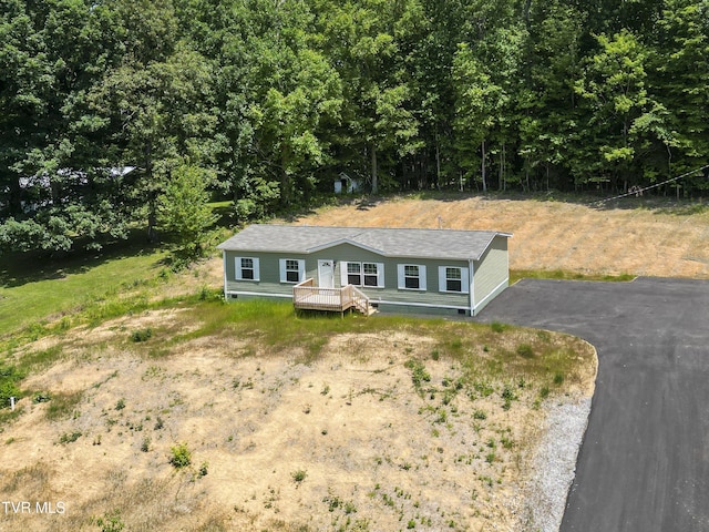 8492 Reedy Creek Rd, Bristol, VA 24202 - manufactured / mobile home with crawl space and driveway
