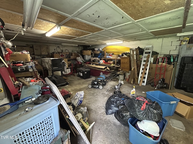 406 NE Mason Ave, Wise, VA 24293 - view of garage