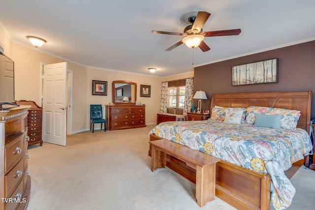 236 Wadlow Gap Rd, Kingsport, TN 37660 - bedroom featuring crown molding, light carpet, and a ceiling fan