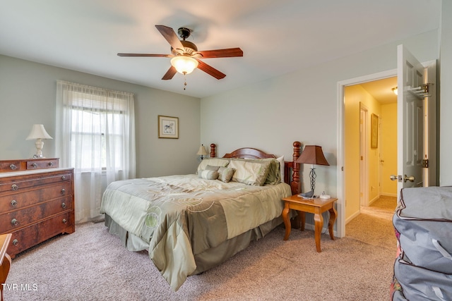 236 Wadlow Gap Rd, Kingsport, TN 37660 - bedroom featuring light carpet and ceiling fan