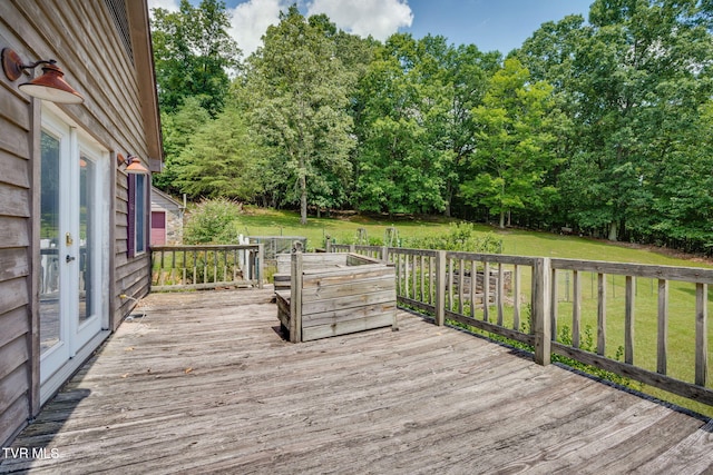 236 Wadlow Gap Rd, Kingsport, TN 37660 - wooden terrace featuring a yard and view of wooded area
