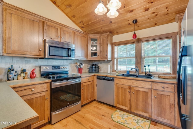 110 Stockton Rd, Roan Mountain, TN 37687 - photo 13