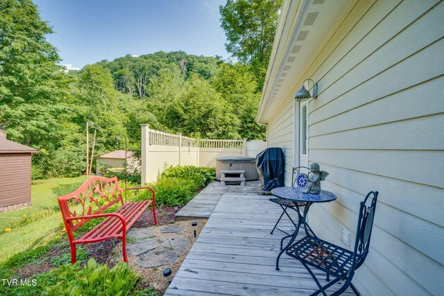 110 Stockton Rd, Roan Mountain, TN 37687 - photo 24