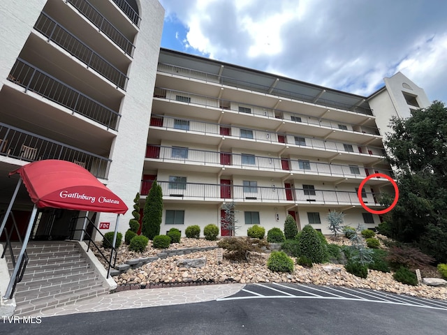 102 Baskins Creek Byp Unit 209, Gatlinburg, TN 37738 - view of apartment building / complex