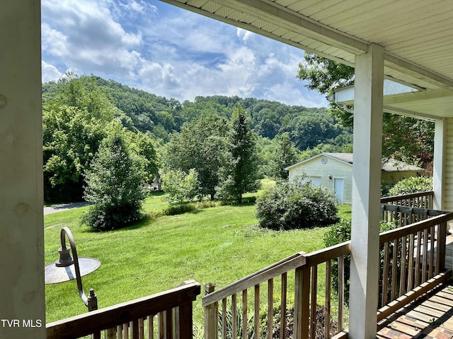 1277 Old Jonesboro Rd, Bristol, TN 37620 - view of grassy yard featuring a forest view