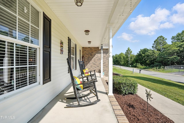 1014 Fox Meadow Cir, Bluff City, TN 37618 - view of covered porch